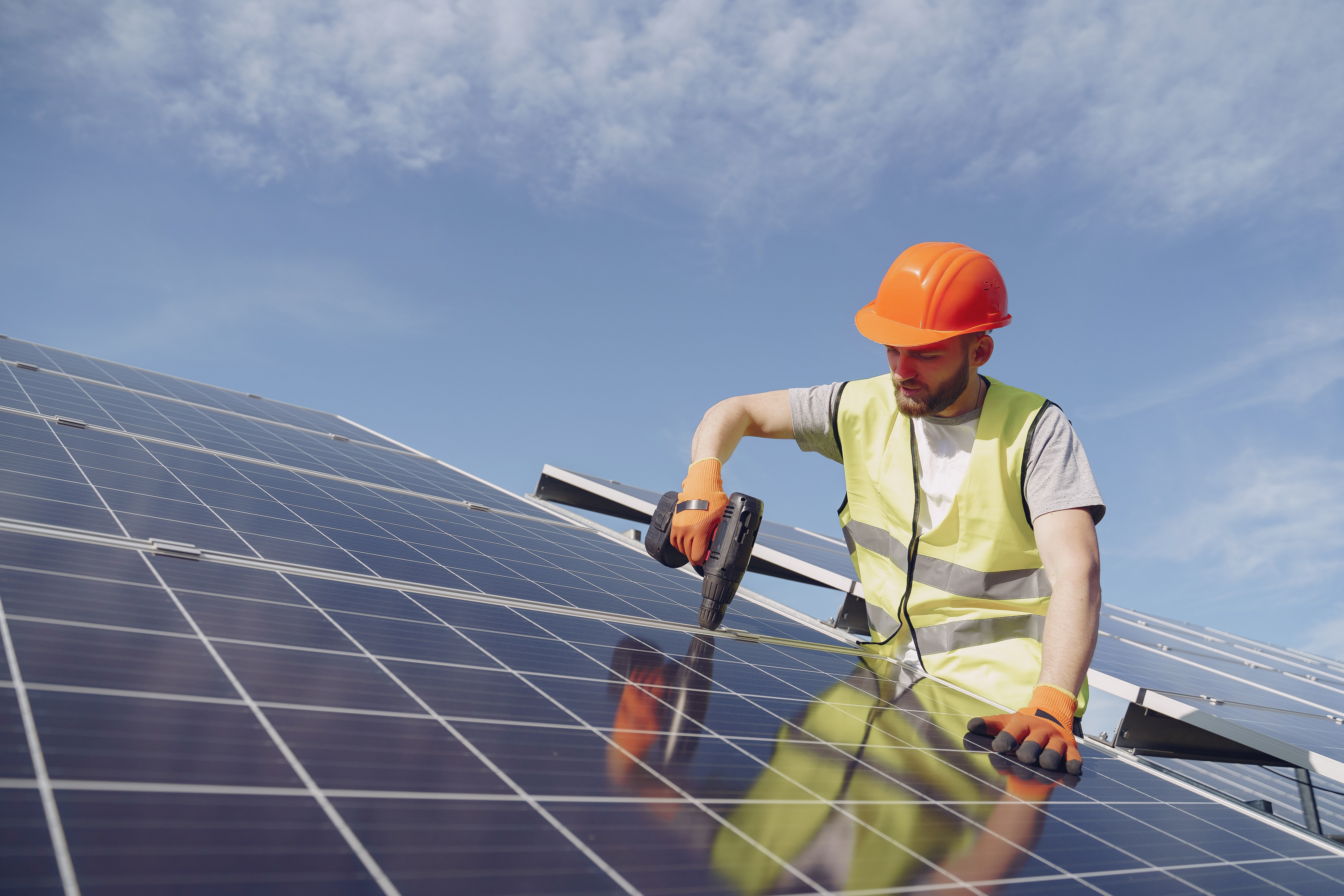 solar-photovoltaic-installer-science-engineering-career